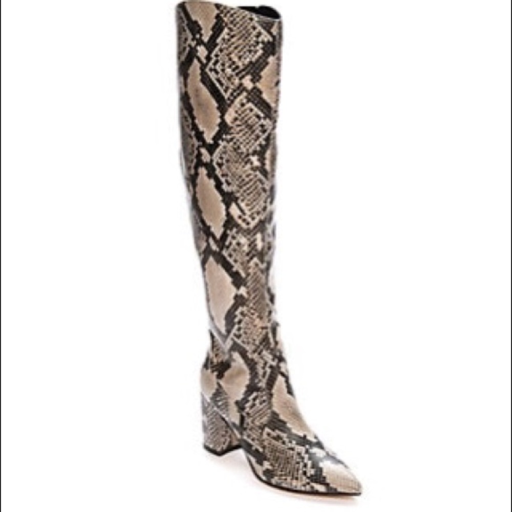 New in box-Marc Fisher Retie Boot Sz 6.5
